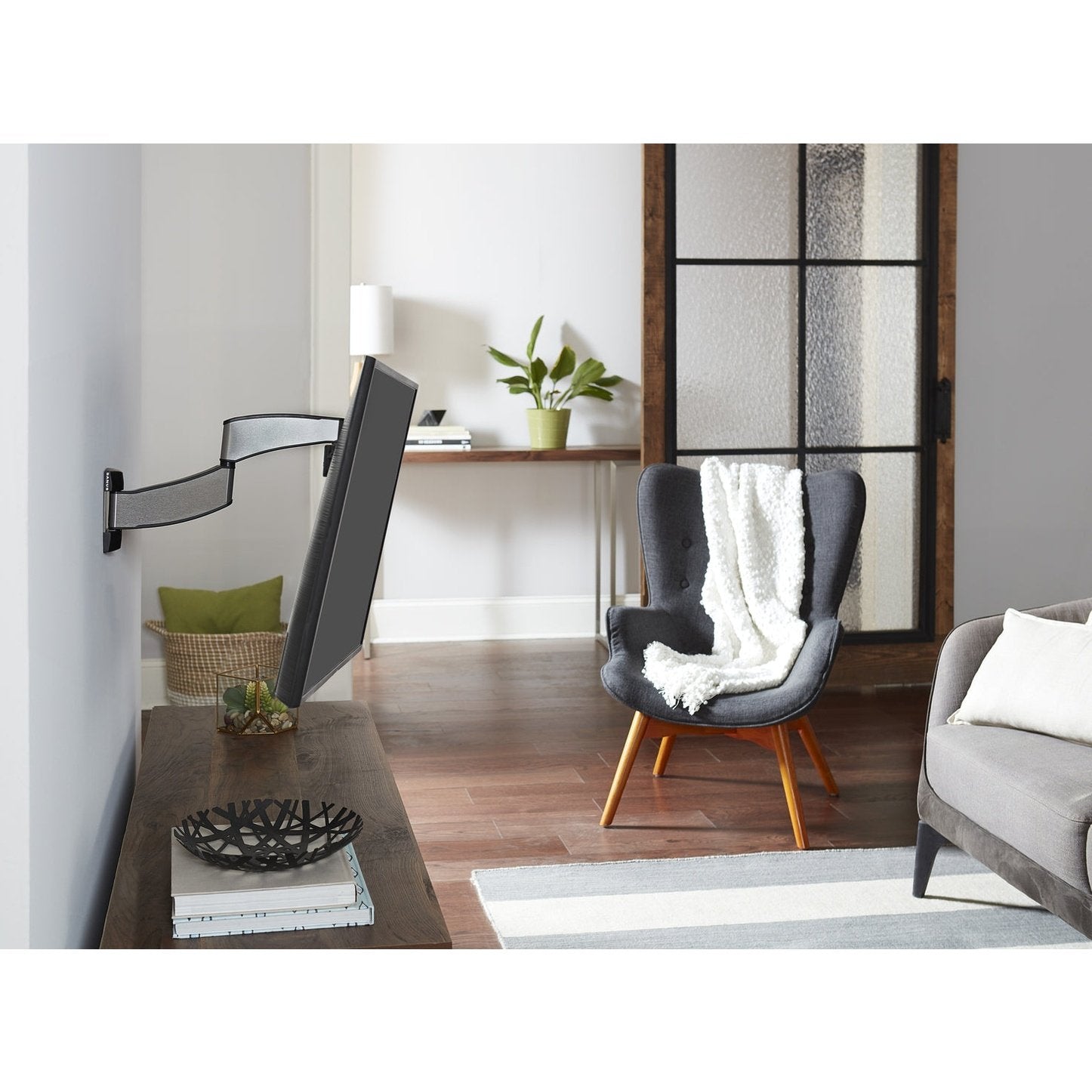 Sanus VSF716-B2 Schwenkbarer Wandhalter Silber